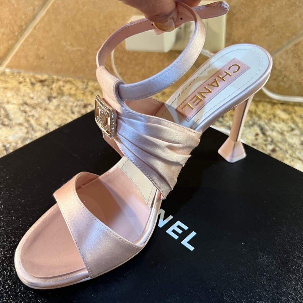 Sandals ( Heels)